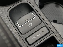2015款 1.8TSI 自动 两驱30周年纪念版 5座