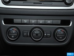 2015款 1.8TSI 自动 两驱30周年纪念版 5座