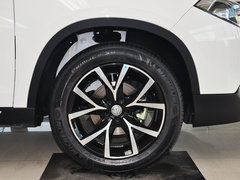2014款 1.5T 自动 两驱豪华型 5座