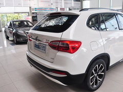 2014款 1.5T 自动 两驱豪华型 5座
