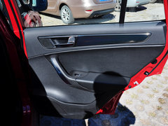 2014款 1.5T 自动 两驱豪华型 5座
