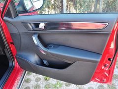 2014款 1.5T 自动 两驱豪华型 5座