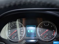 2014款 1.5T 自动 两驱豪华型 5座
