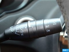2014款 1.5T 手動(dòng) 兩驅(qū)豪華型 5座