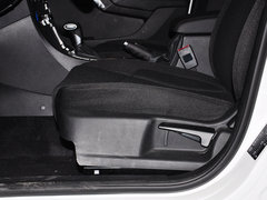 2014款 1.5T 自动 两驱运动型 5座