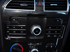 中华V5 2014款 1.5T 手动 两驱运动型 5座