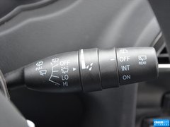 2014款 1.6L 自动 舒适型 5座