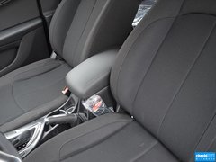 2014款 1.6L 自动 舒适型 5座