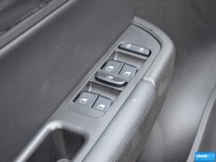 2014款 1.6L 自动 舒适型 5座