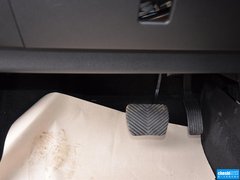 2014款 1.6L 自动 舒适型 5座