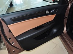 2014款 1.6L 自动 豪华型