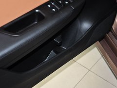 2014款 1.6L 自动 豪华型