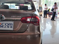 2014款 1.6L 自动 豪华型