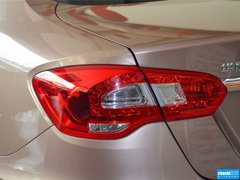 2014款 1.6L 自动 豪华型