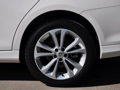 2015款 1.8T 90周年赛道冠军版精英型