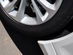 2015款 1.8T 90周年赛道冠军版精英型