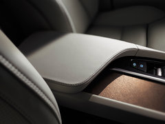 2015款 2.0T T6 限量版 7座