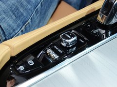 2015款 2.0T T6 限量版 7座
