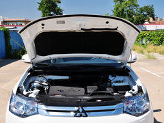 2014款 2.4L CVT 四驱豪华超值版 5座
