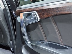 2014款 2.4L 自动 两驱尊贵型 7座