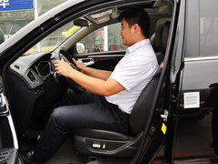 2014款 2.4L 自动 两驱尊贵型 7座