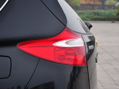豪情（SUV） 2014款 2.4L 自动 两驱尊贵型 7座