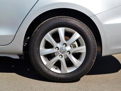 2014款 1.5L 手动 智驱实尚型