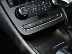 2015款 1.8T DCT 90周年赛道冠军版旗舰型