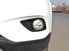 2014款 1.5L 手动 精英版 5座