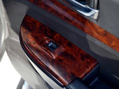 2014款 1.5L 手动 精英版 5座