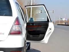 2014款 1.5L 手动 精英版 5座