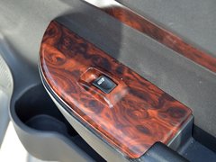 2014款 1.5L 手动 精英版 5座