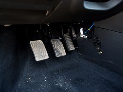 2014款 1.5L 手动 精英版 5座