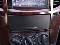 2014款 1.5L 手动 精英版 5座