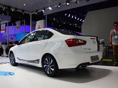 2015款 1.5L 手动 爵士版