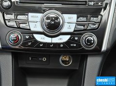 2015款 1.5L 手动 爵士版