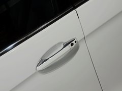 2015款 1.5L 手动 旗舰型