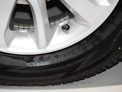 2015款 1.5L 手动 旗舰型