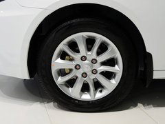2015款 1.5L 手动 旗舰型