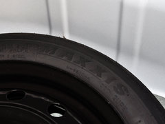 2015款 1.5L 手动 旗舰型