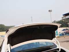 2015款 1.5L 手动 旗舰型