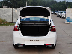 2015款 1.5L 手动 旗舰型
