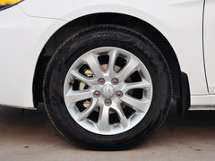 2015款 1.5L 手动 旗舰型