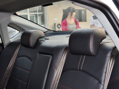 2015款 1.5L 手动 旗舰型