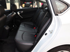 2015款 1.5L 手动 旗舰型