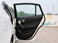 2015款 1.5L 手动 旗舰型