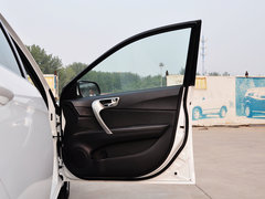 2015款 1.5L 手动 旗舰型
