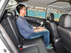 2015款 1.5L 手动 旗舰型