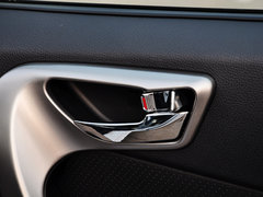 2015款 1.5L 手动 旗舰型