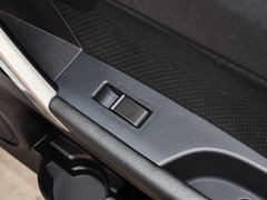 2015款 1.5L 手动 旗舰型